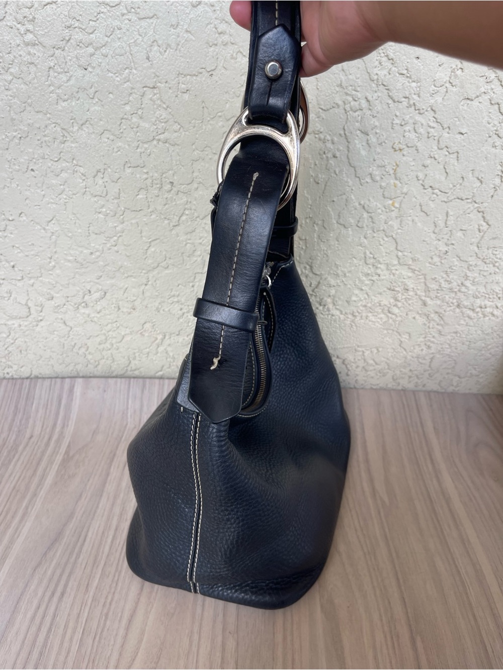 Dooney & Bourke Black Pebbled Leather Hobo Shoulder Bag - Picture 4 of 16